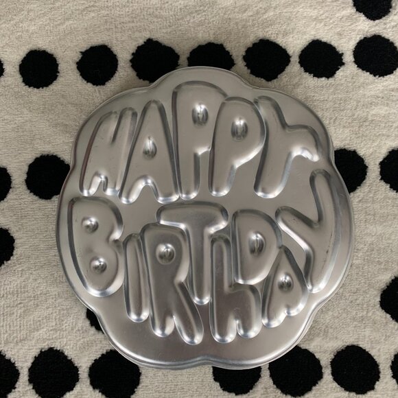 Vintage 80s Wilton Cake Pan Happy Birthday 3-D Shaped Mold 502-2405 Retro Baking - Picture 1 of 6